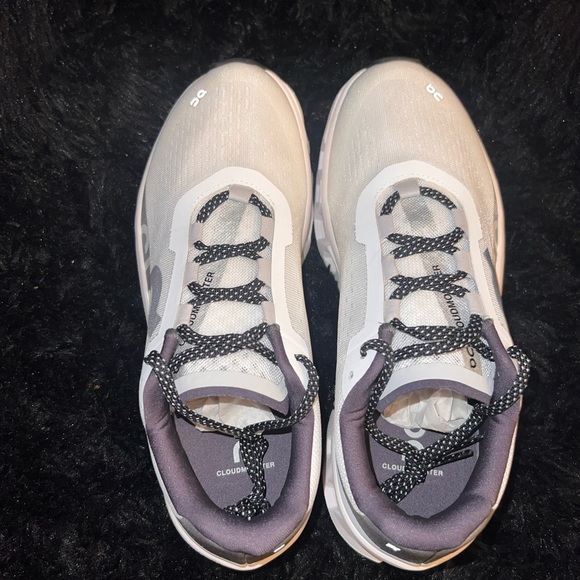 COPY - Cloud Monster Women’s Size 10.5 - Picture 2 of 10